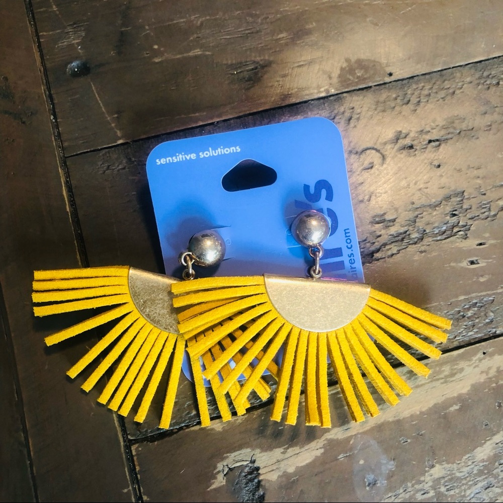 Brass and yellow leather earrings - New!